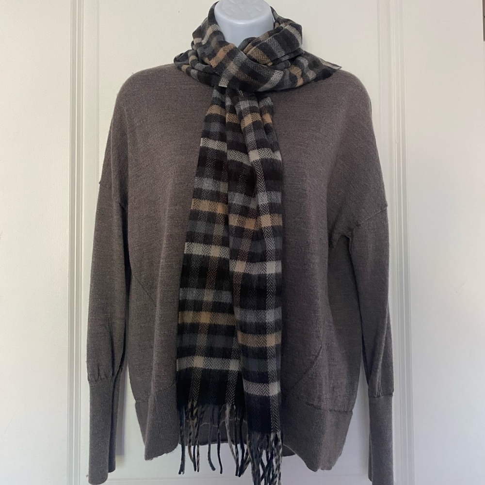 FRAAS Cashmink Plaid Scarf Unisex NWOT